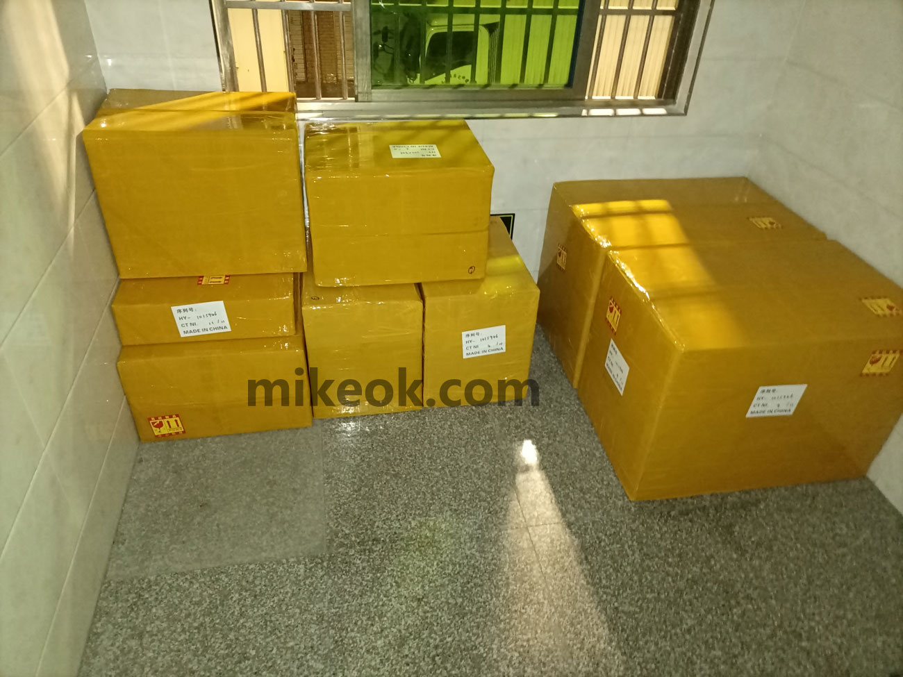Products consolidated in China warehouse